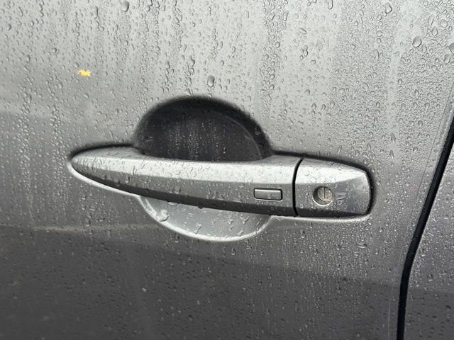 Used 2023 Nissan Sentra SR w/ SR Premium Package image 11