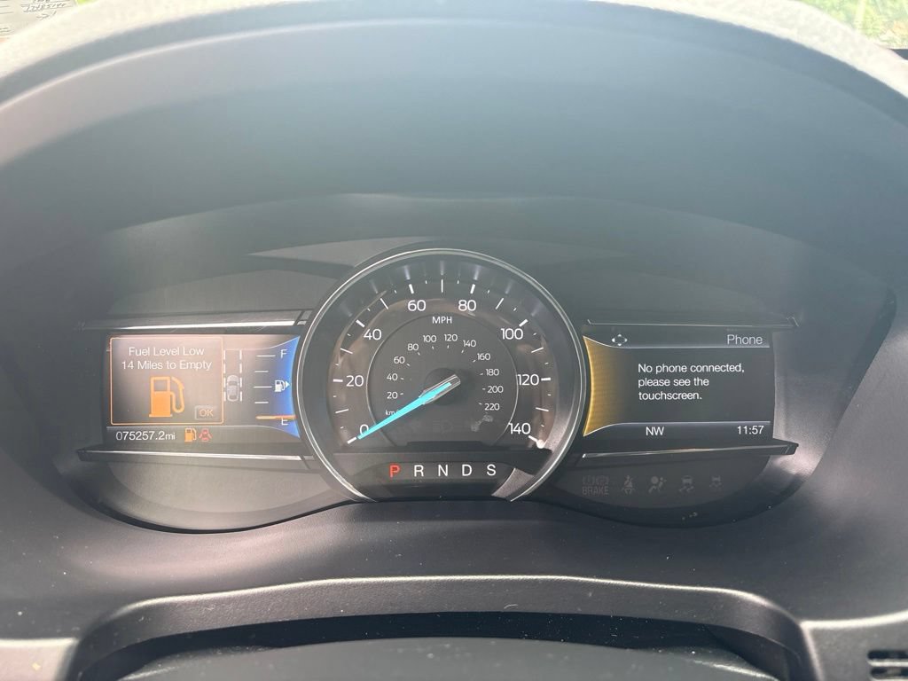 Used 2018 Ford Explorer Limited w/ Ford Safe & Smart Package AWD/4WD image 13