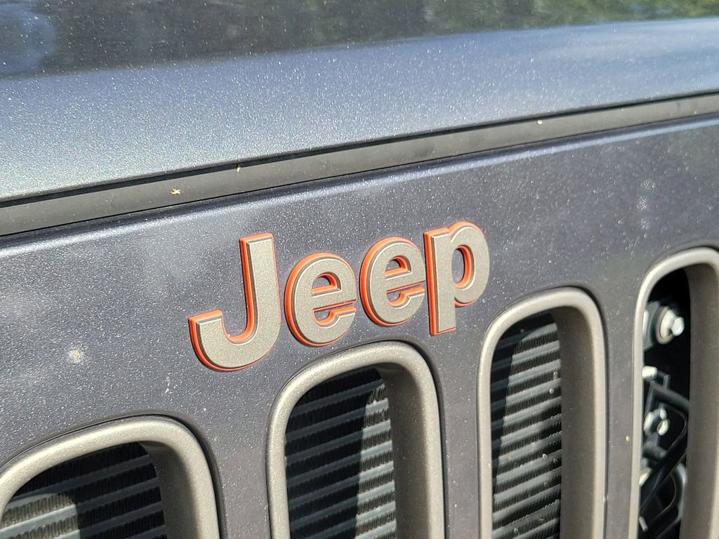 Used 2016 Jeep Wrangler Unlimited Sahara AWD/4WD image 5