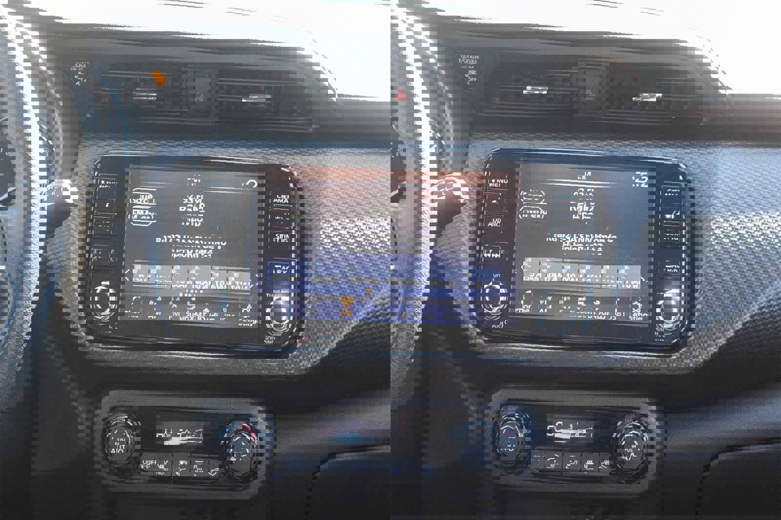 Used 2021 Nissan Kicks SV image 21