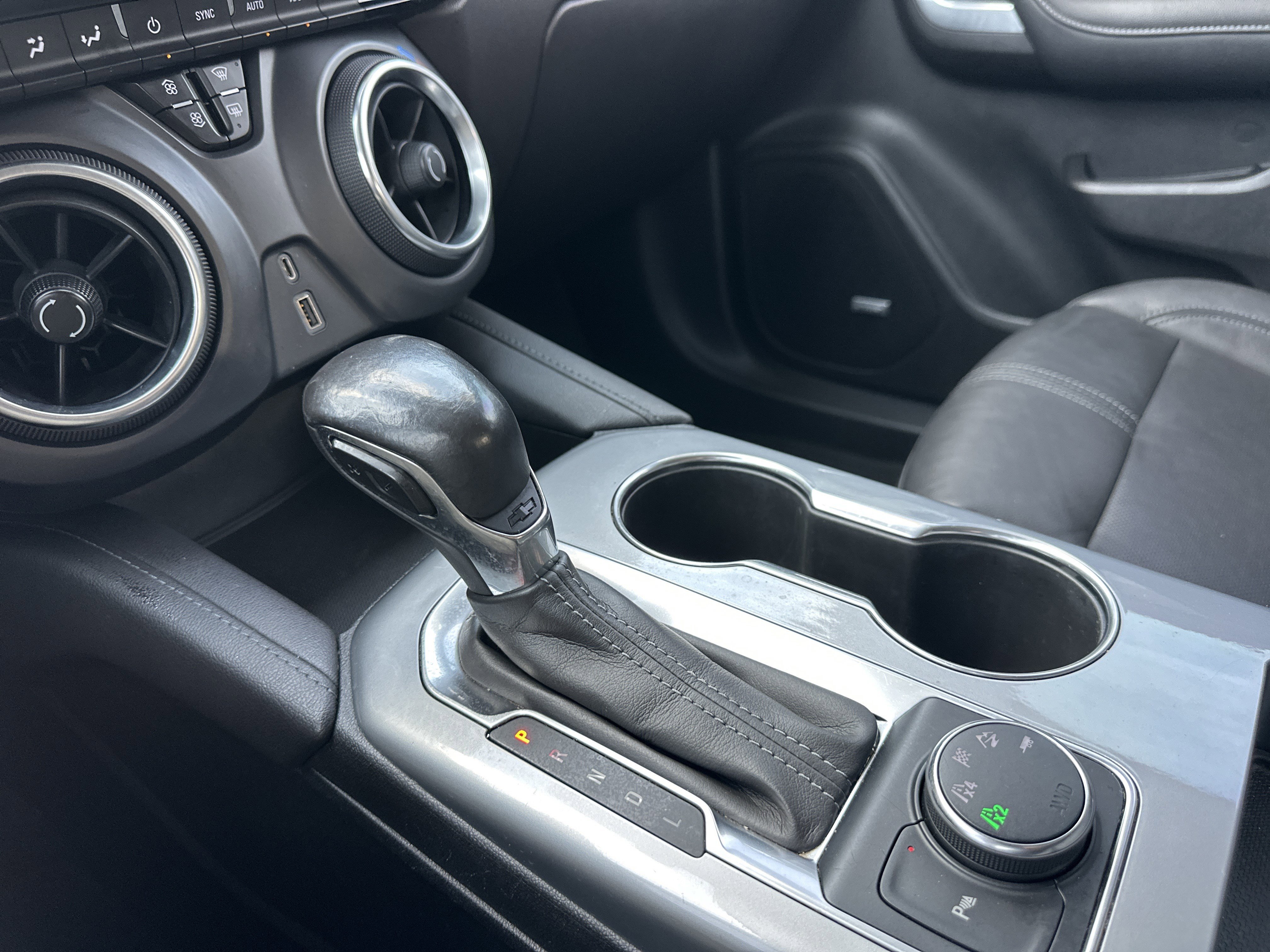 Used 2020 Chevrolet Blazer LT w/ Redline Edition image 32