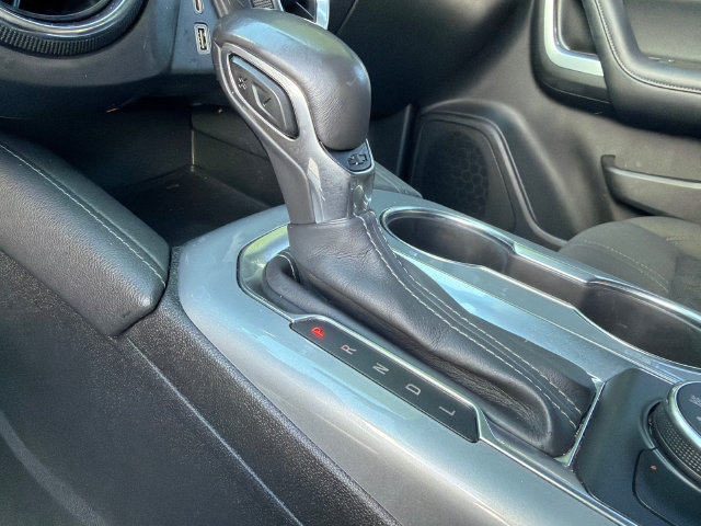 Used 2020 Chevrolet Blazer LT FWD image 32