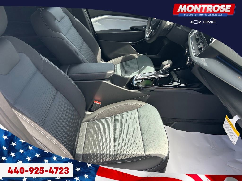 New 2026 Chevrolet Trax LT w/ LT Convenience Package FWD image 31