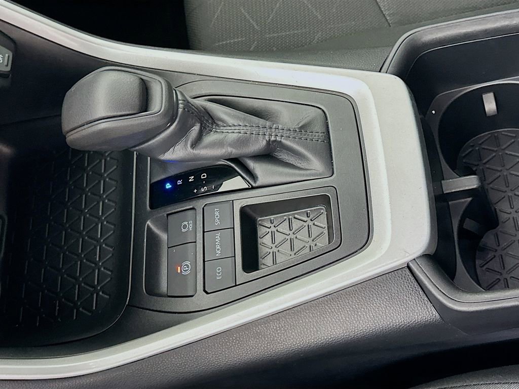 Certified 2025 Toyota RAV4 XLE image 17