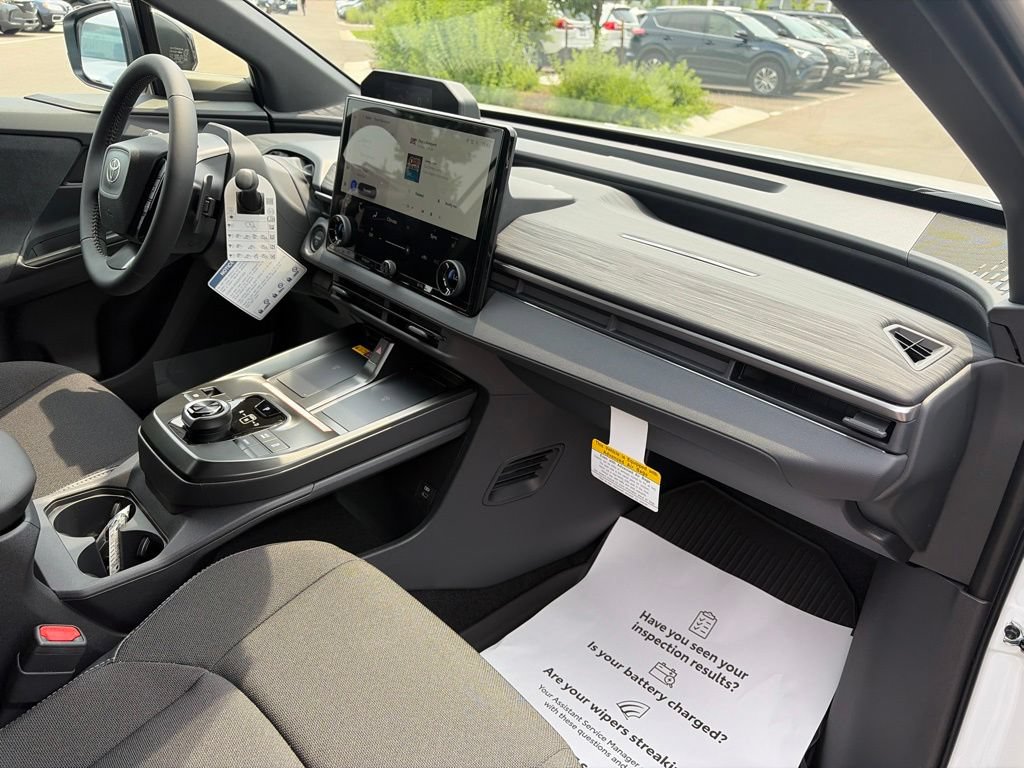 Used 2026 Toyota C-HR AWD/4WD image 14