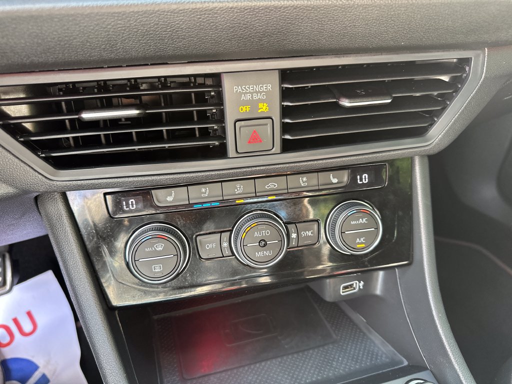 Used 2020 Volkswagen Jetta GLI Autobahn FWD image 16