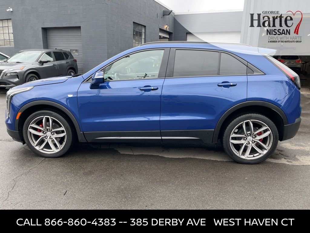 Used 2021 Cadillac XT4 Sport w/ Cold Weather Package AWD/4WD image 6