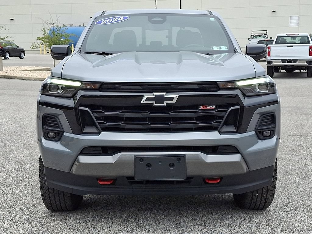 Certified 2024 Chevrolet Colorado Z71 w/ Z71 Convenience Package 2 AWD/4WD image 5