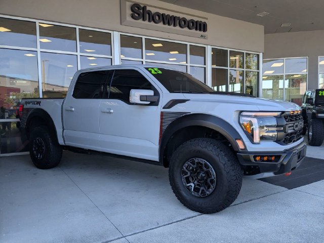 Used 2025 Ford F150 Raptor w/ Equipment Group 803A Raptor R AWD/4WD image 2
