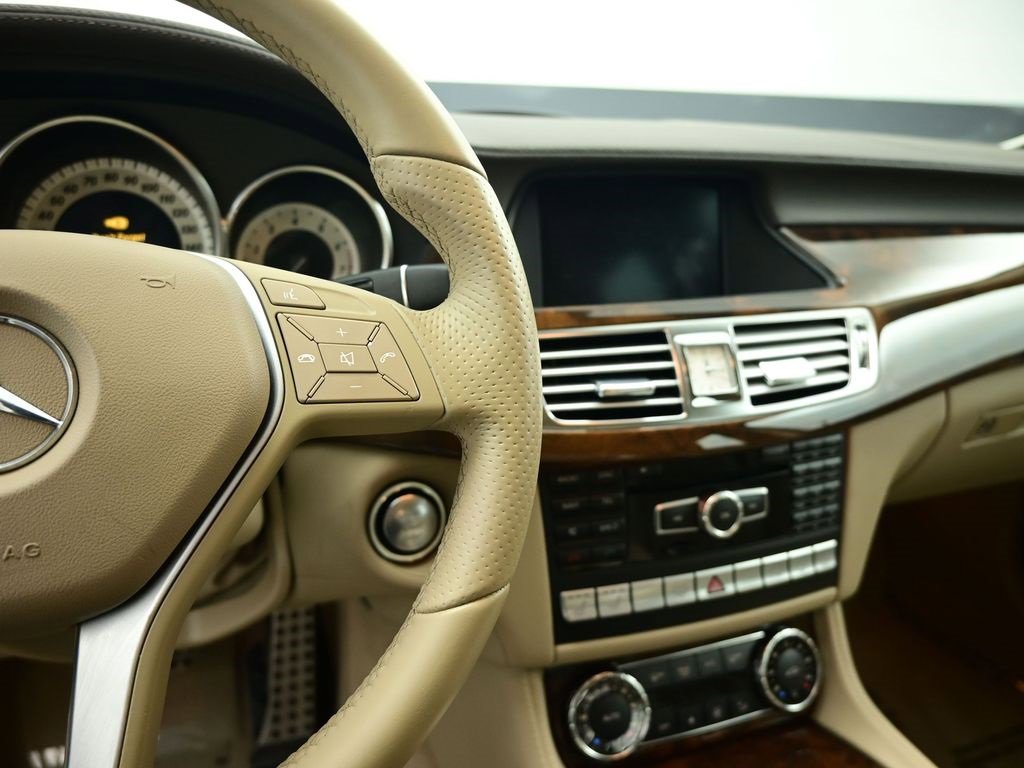 Used 2013 Mercedes-Benz CLS 550 4MATIC image 13