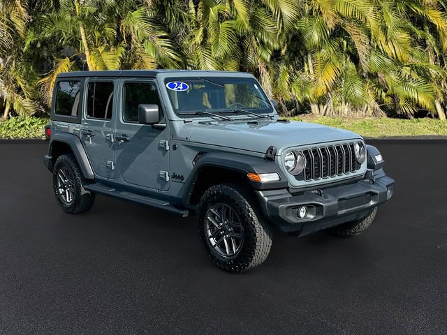 Used 2024 Jeep Wrangler Unlimited Sport AWD/4WD image 2