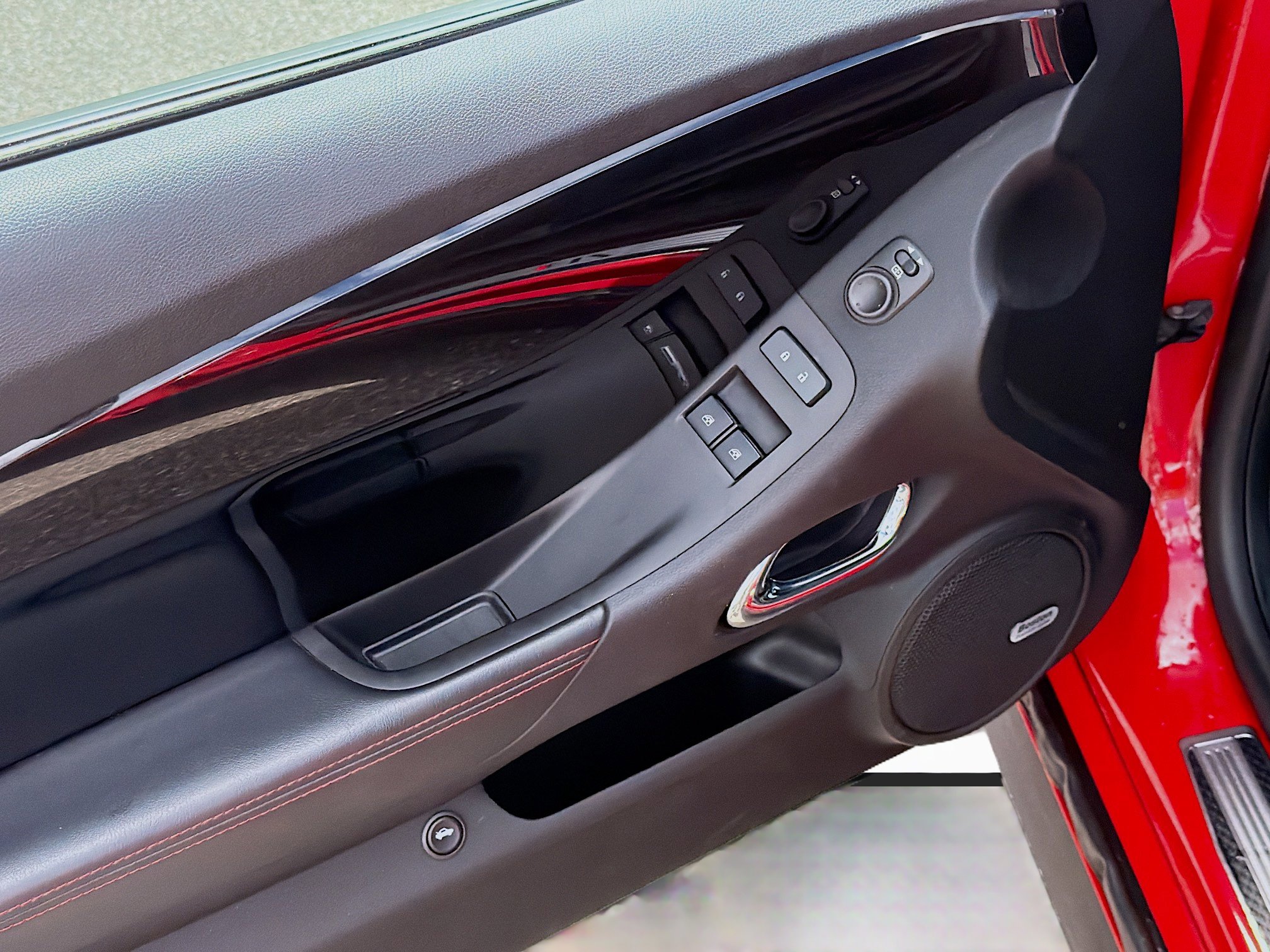 Used 2013 Chevrolet Camaro ZL1 image 21