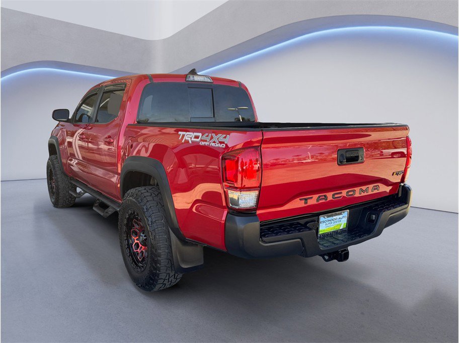 Used 2017 Toyota Tacoma TRD Off-Road w/ Tow Package AWD/4WD image 4