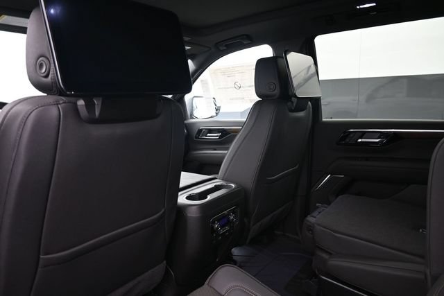 New 2026 Chevrolet Tahoe High Country AWD/4WD image 18