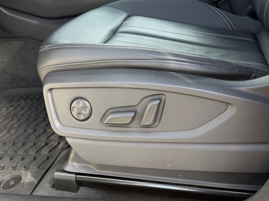 Certified 2023 Audi Q5 2.0T Premium Plus w/ Premium Plus Package image 24