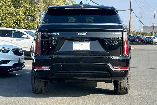 New 2025 Cadillac Escalade IQ Luxury 2 image 4