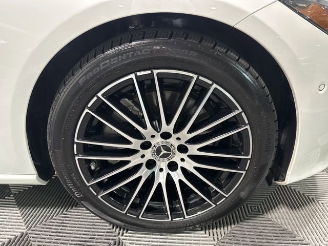 Used 2025 Mercedes-Benz C 300 4MATIC Sedan image 9