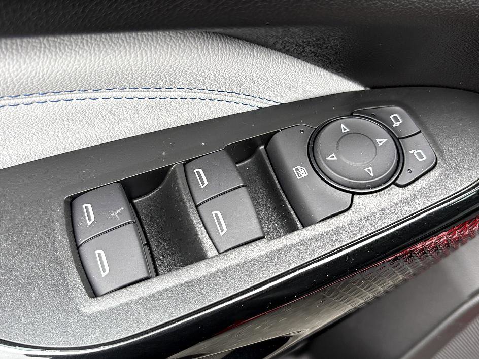 New 2026 Chevrolet Trax LT w/ Midnight Edition image 14