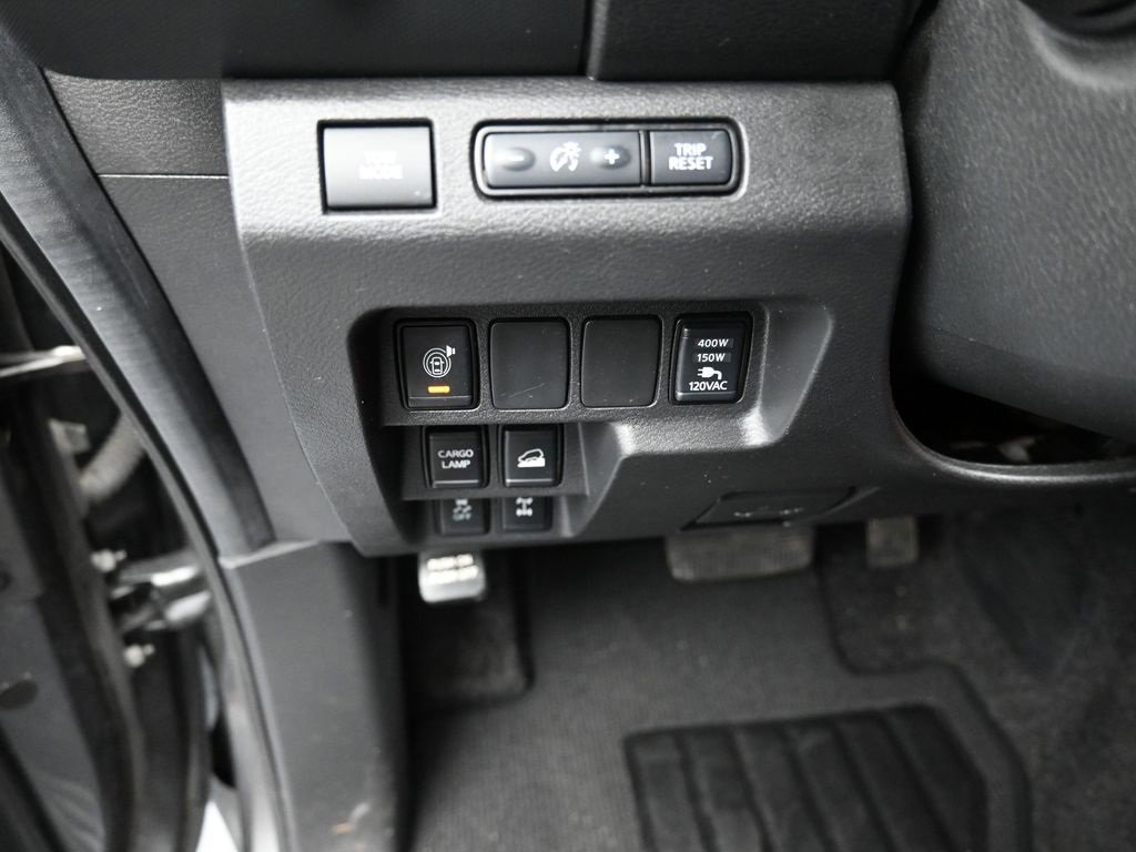 Used 2023 Nissan Frontier PRO-4X w/ Pro Convenience Package image 8