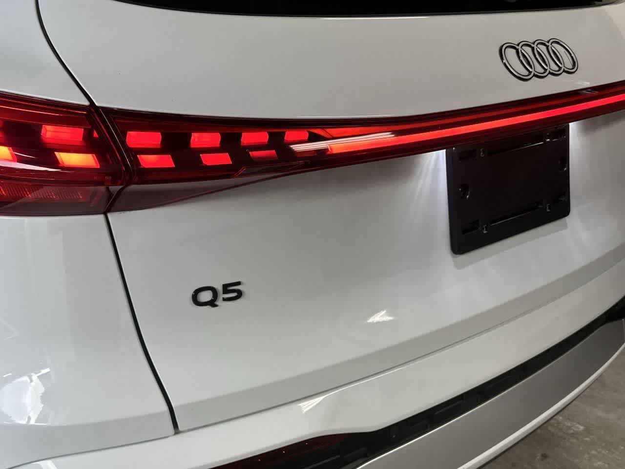 Used 2025 Audi Q5 Premium Plus AWD/4WD image 10