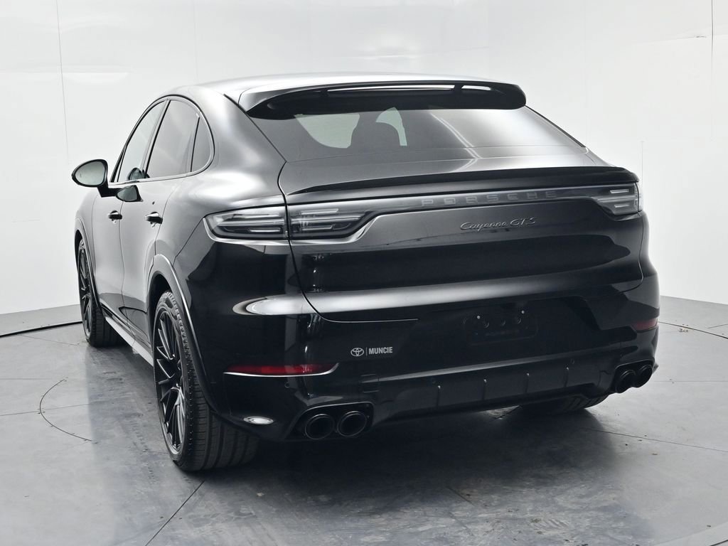 Used 2022 Porsche Cayenne GTS image 6