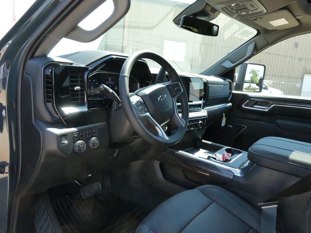 New 2026 Chevrolet Silverado 3500 LTZ w/ LTZ Plus Package AWD/4WD image 19
