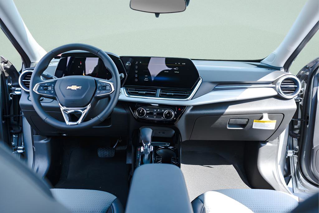 New 2026 Chevrolet Trax LT w/ LT Convenience Package image 8