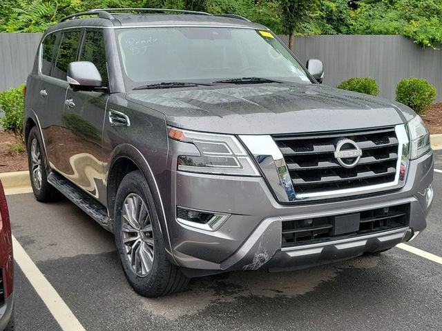 Used 2023 Nissan Armada SL w/ Captain's Chairs Package RWD image 3