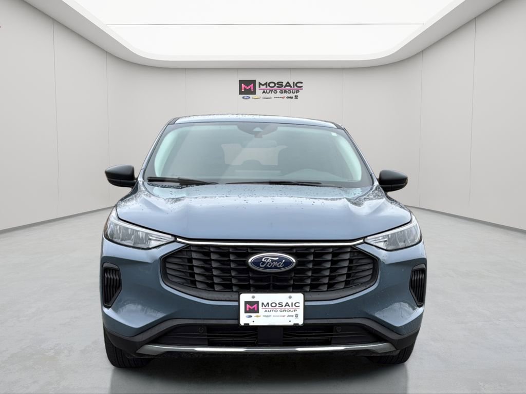 Used 2023 Ford Escape Active w/ Tech Pack #1 image 2