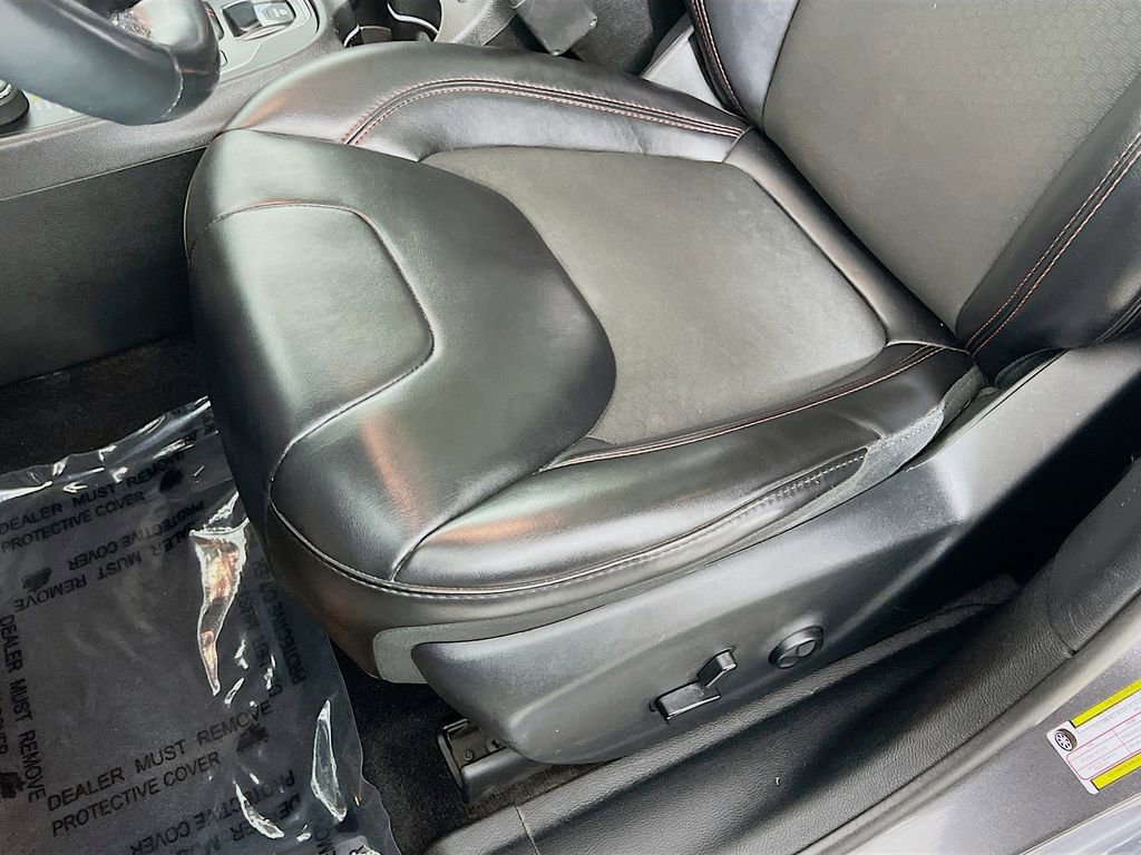 Used 2019 Jeep Cherokee Trailhawk w/ Comfort/Convenience Group image 19