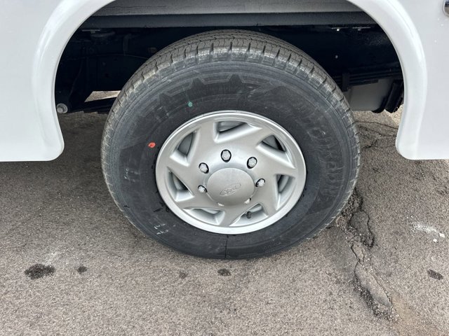 New 2025 Ford E-350 and Econoline 350 Super Duty w/ Power Equipment Group image 39