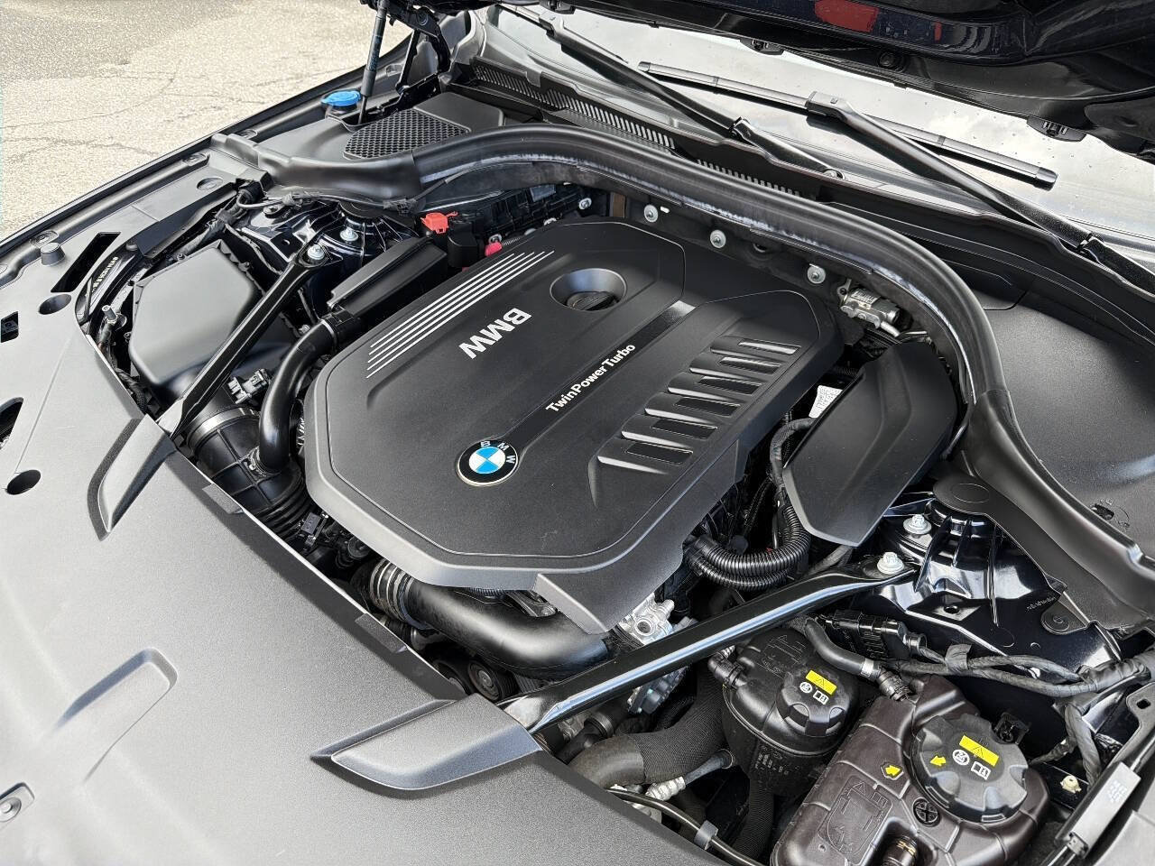 Used 2018 BMW 640i Gran Turismo xDrive AWD/4WD image 15