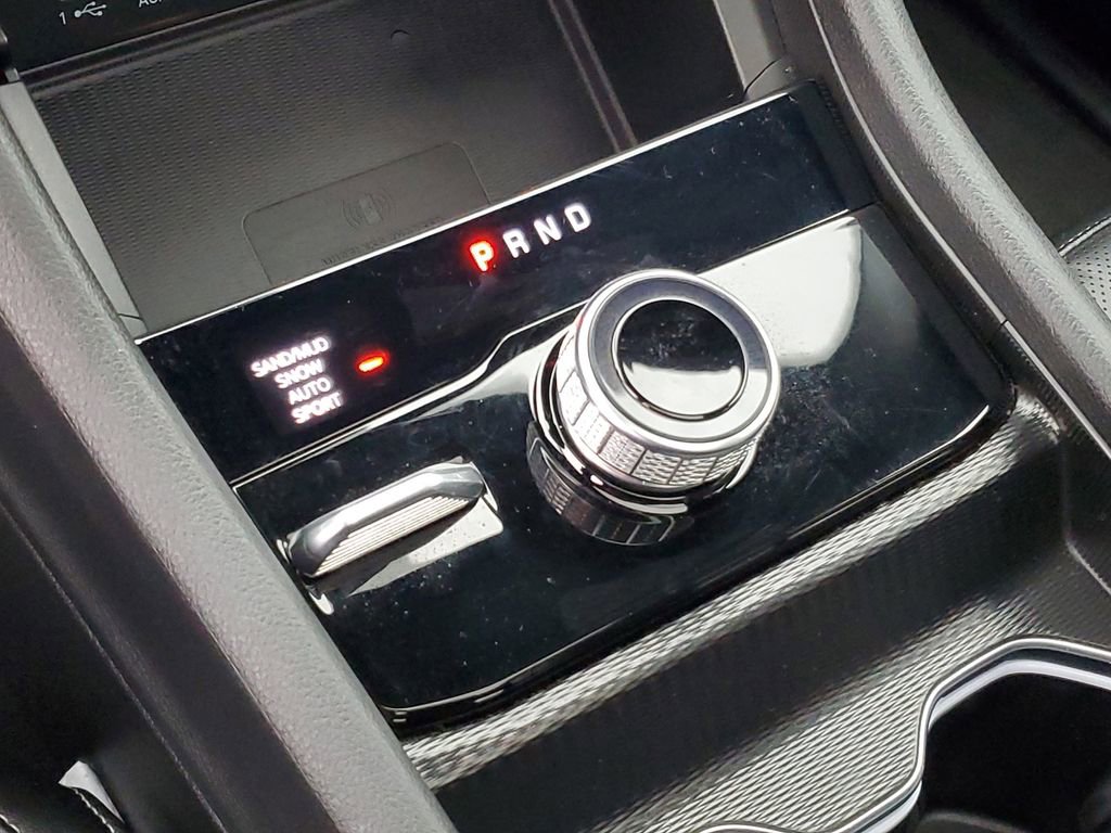 Used 2024 Jeep Grand Cherokee L Limited w/ Luxury Tech Group II image 24