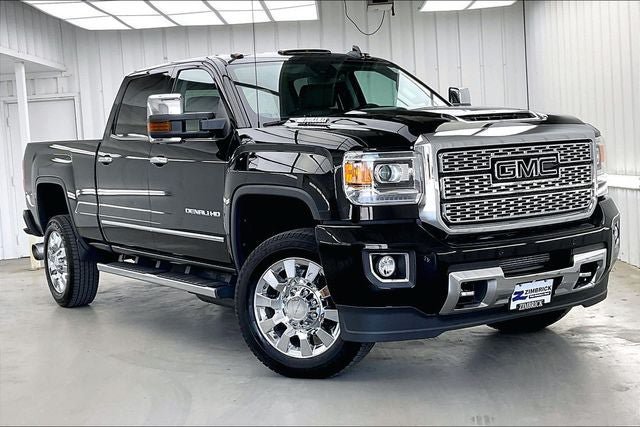 Used 2018 GMC Sierra 2500 Denali w/ Duramax Plus Package AWD/4WD video 1