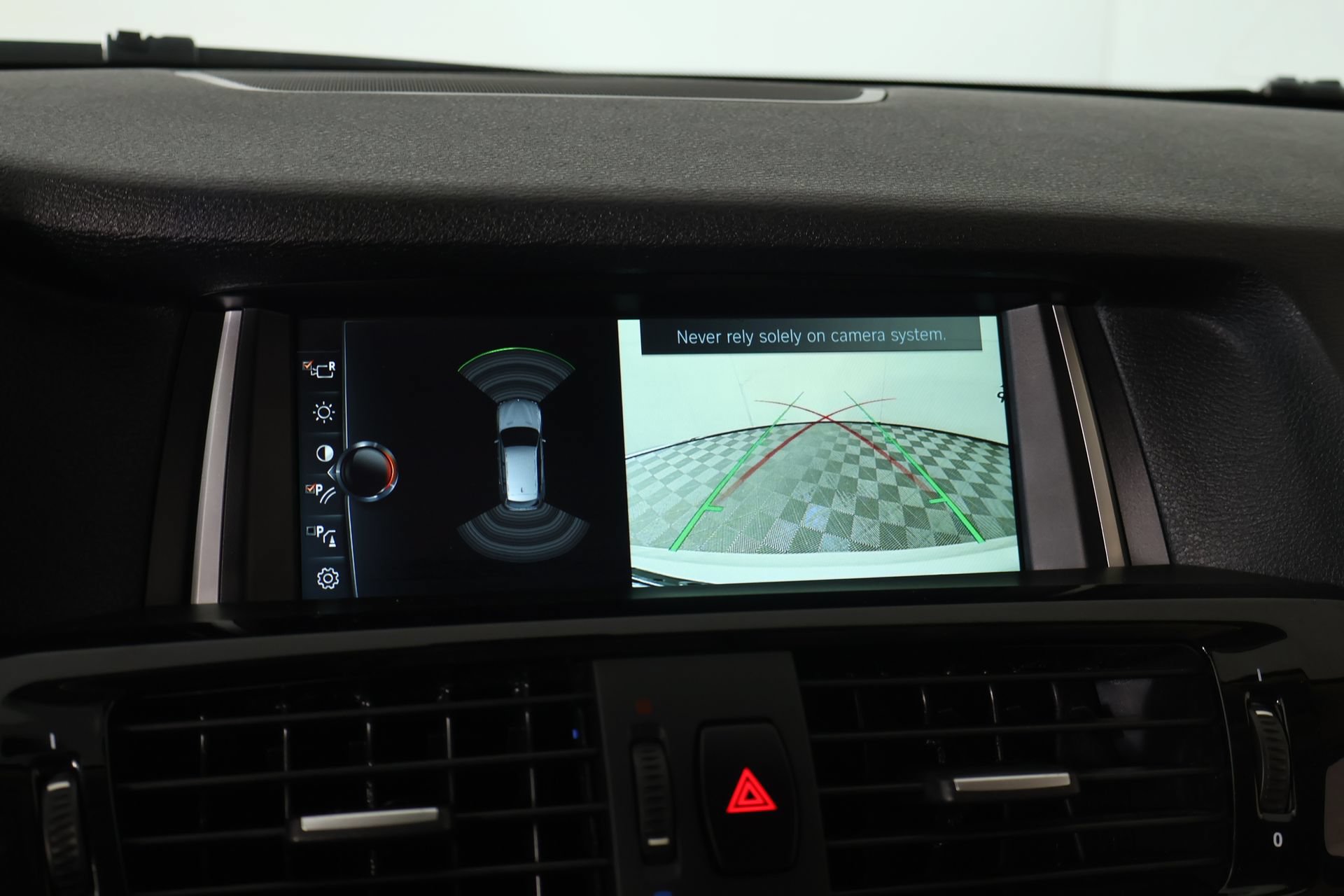 Used 2017 BMW X3 sDrive28i RWD image 6
