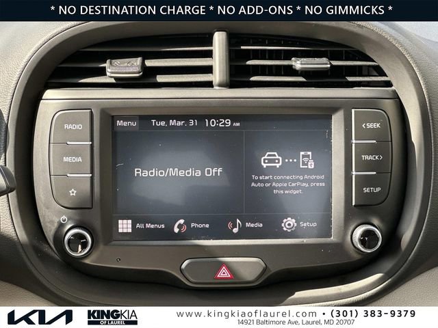Used 2023 Kia Soul LX image 3