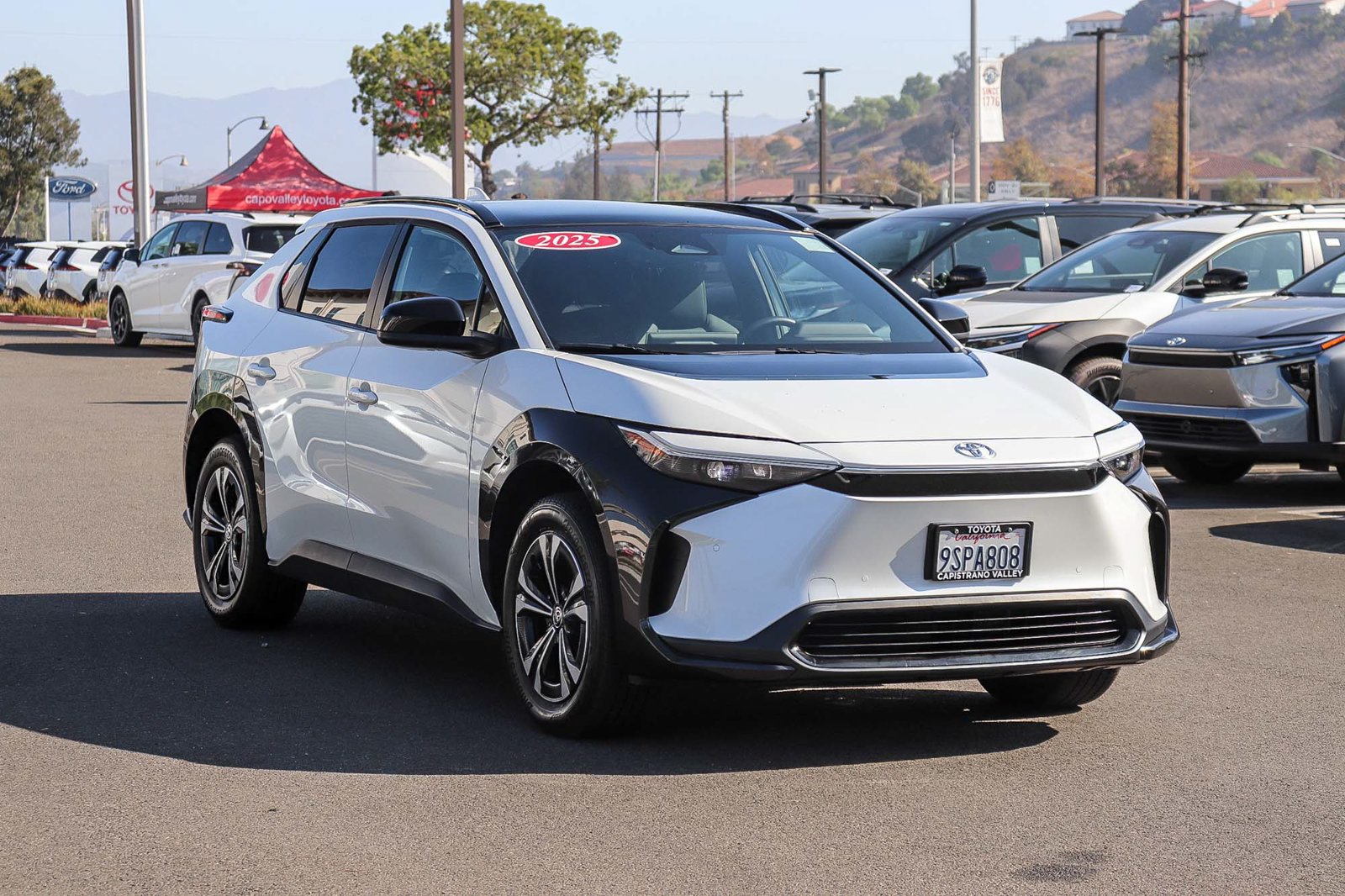 Used 2025 Toyota bZ4X FWD w/ Weather Package image 2