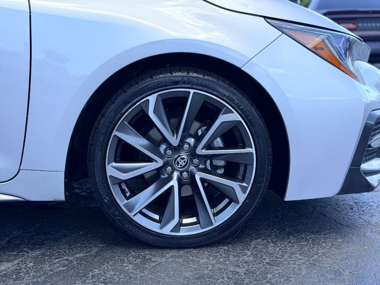 Used 2021 Toyota Corolla SE FWD image 17