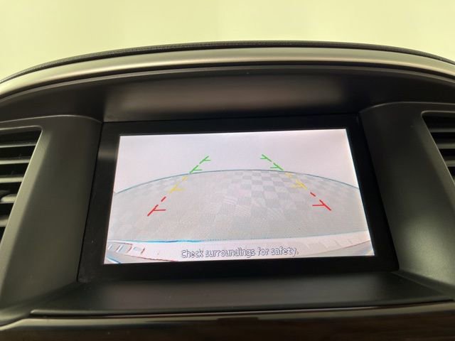 Used 2016 Nissan Pathfinder SL image 26