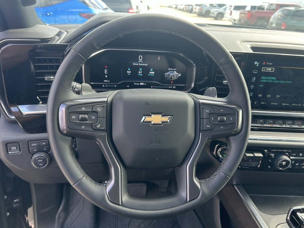 Used 2025 Chevrolet Silverado 1500 High Country w/ High Country Premium Package image 5