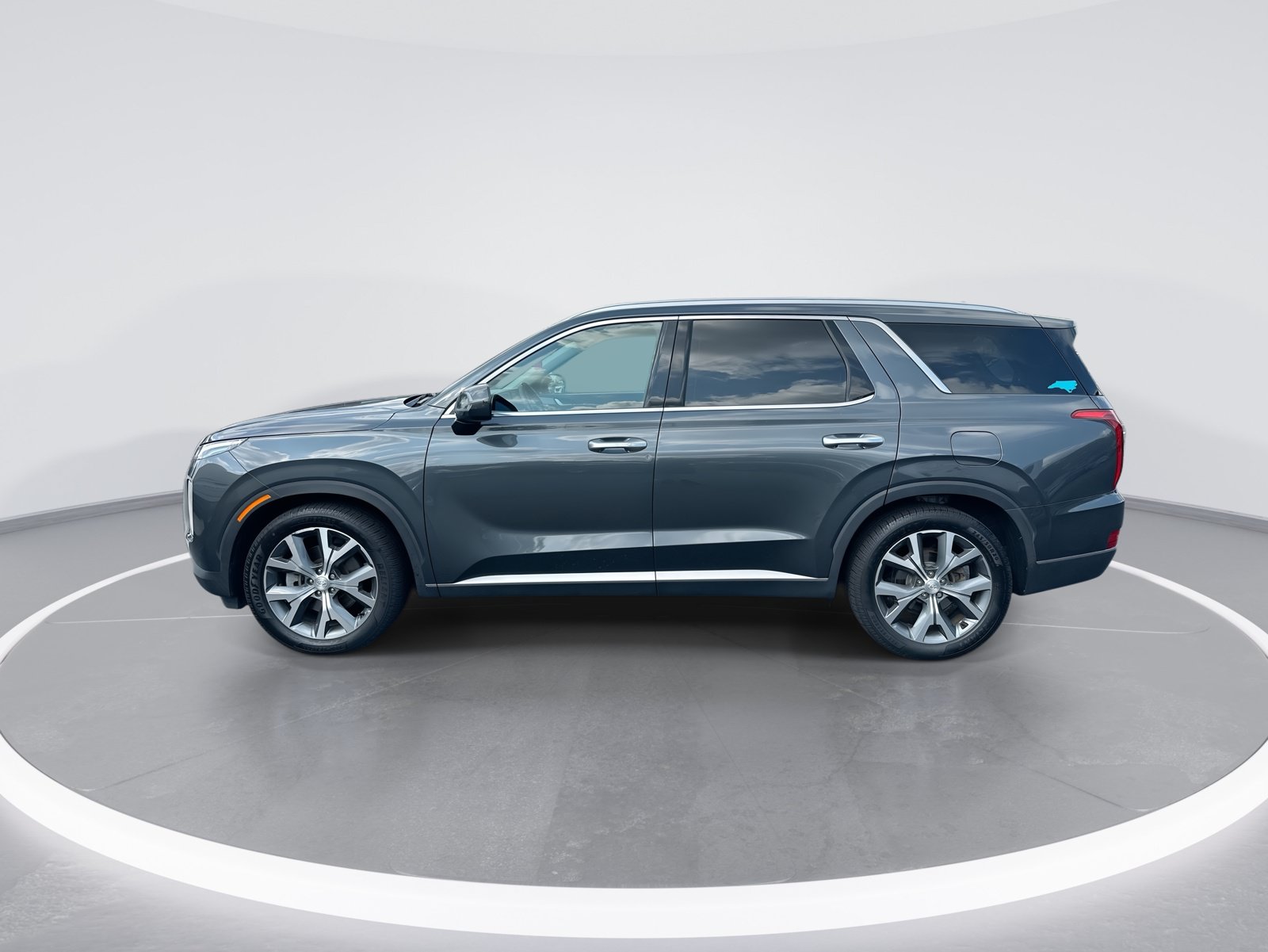 Used 2021 Hyundai Palisade SEL w/ Premium Package FWD image 6