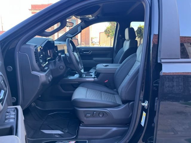 New 2026 Chevrolet Silverado 1500 ZR2 w/ LPO, Dark Essentials Package AWD/4WD image 13