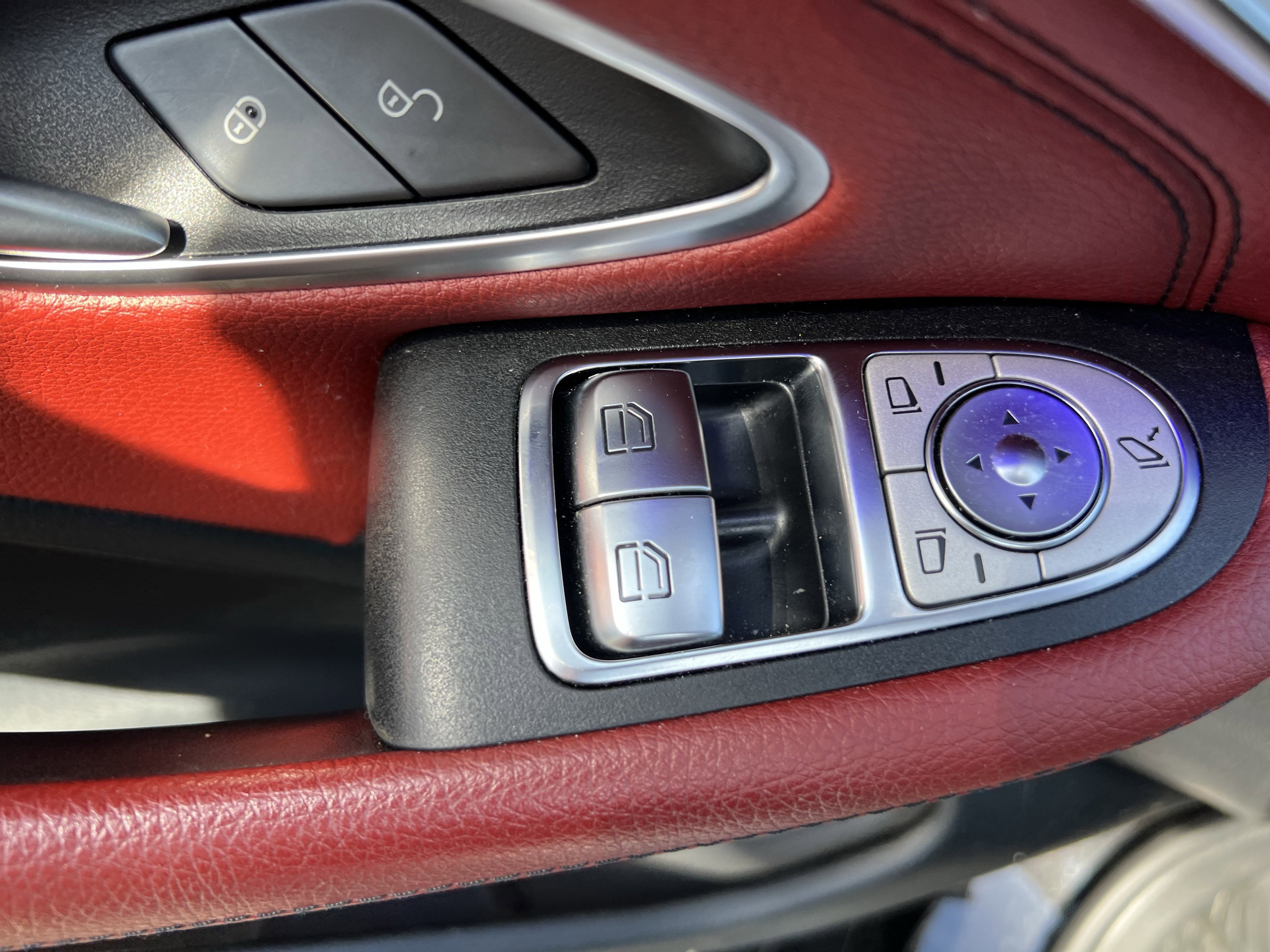 Used 2021 Mercedes-Benz C 300 Coupe image 15