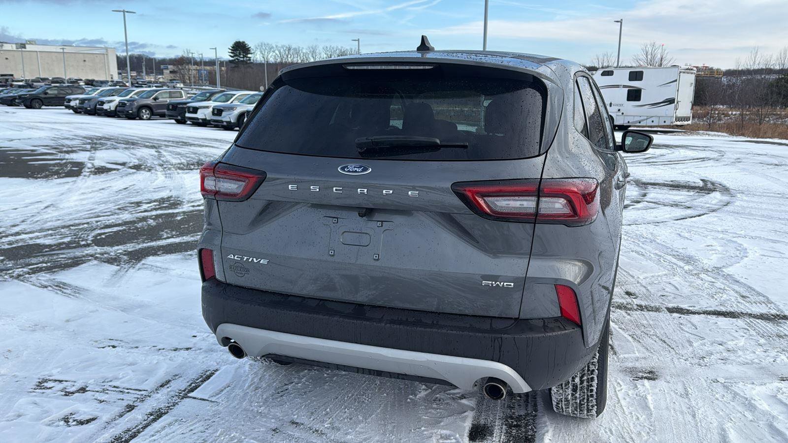 Used 2025 Ford Escape Active AWD/4WD image 7