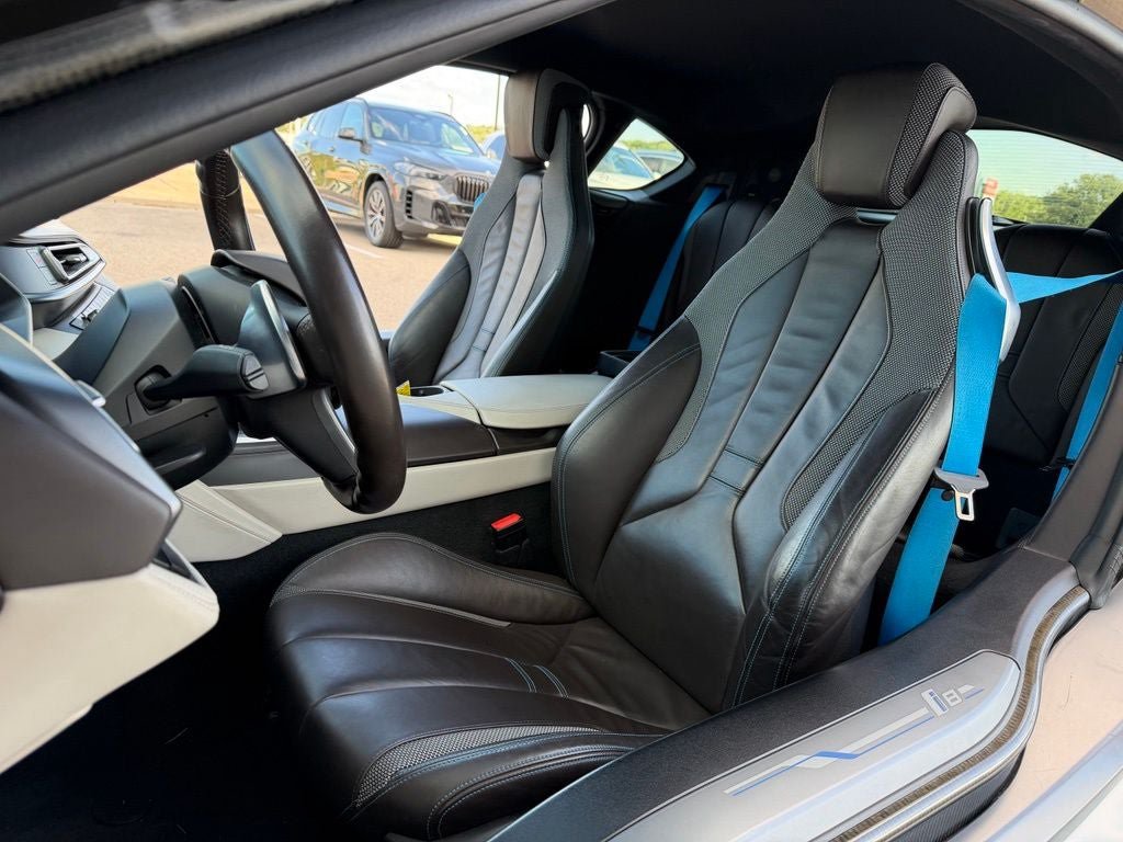 Used 2016 BMW i8 AWD/4WD image 14