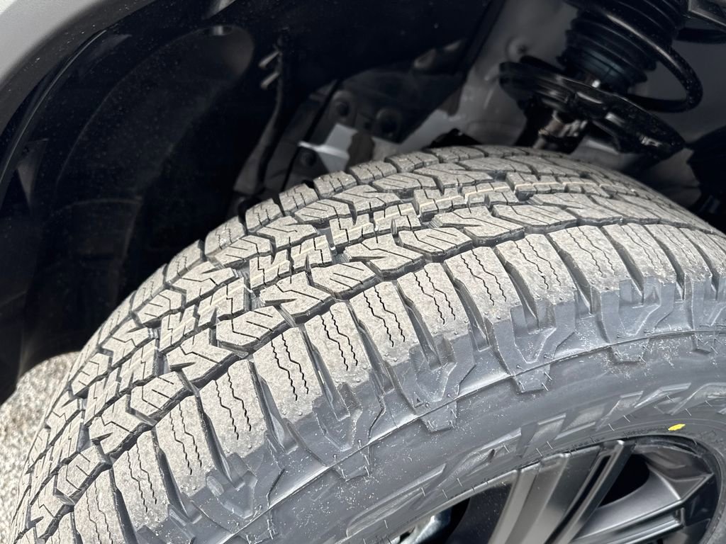 New 2026 Nissan Rogue SV image 28