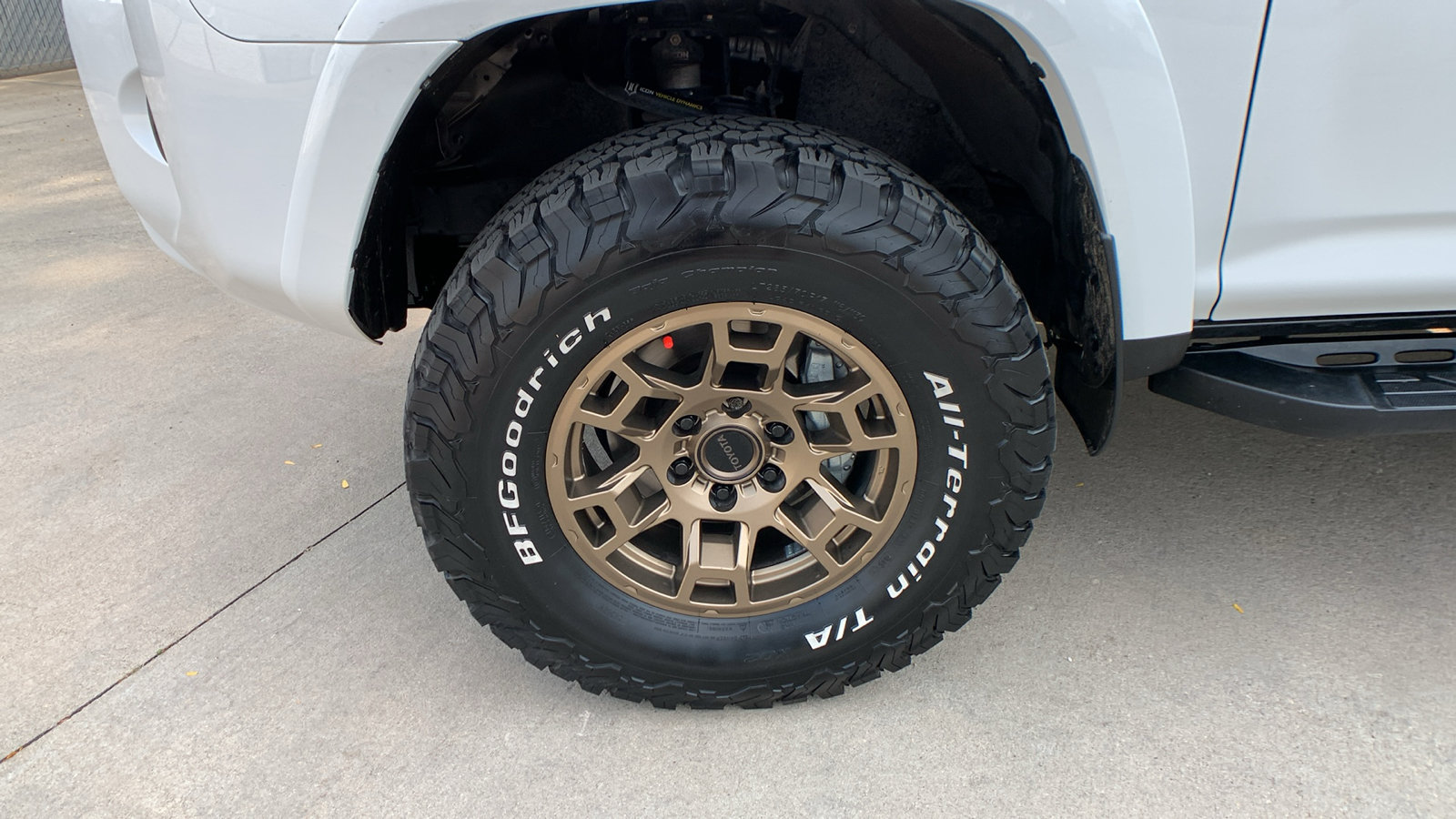 Used 2023 Toyota 4Runner 40th Anniversary SE AWD/4WD image 9