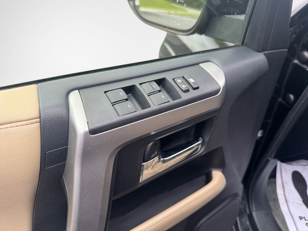 Used 2014 Toyota 4Runner SR5 Premium AWD/4WD image 14
