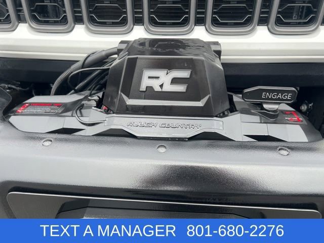 Used 2025 Jeep Gladiator Rubicon AWD/4WD image 12