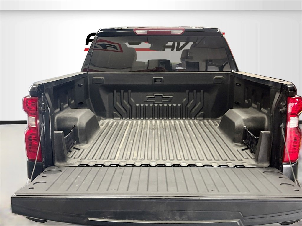 Used 2023 Chevrolet Silverado 1500 LT image 26